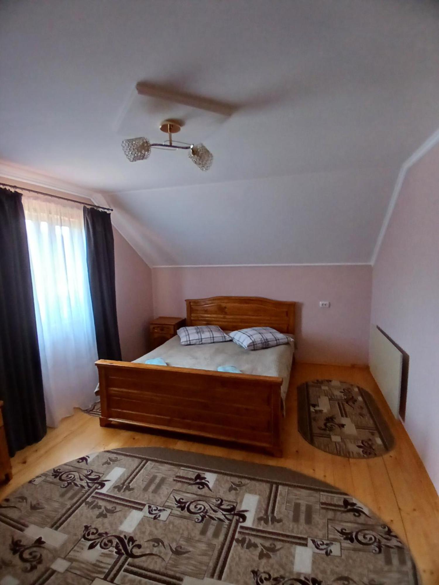 на пагорбі Country house *